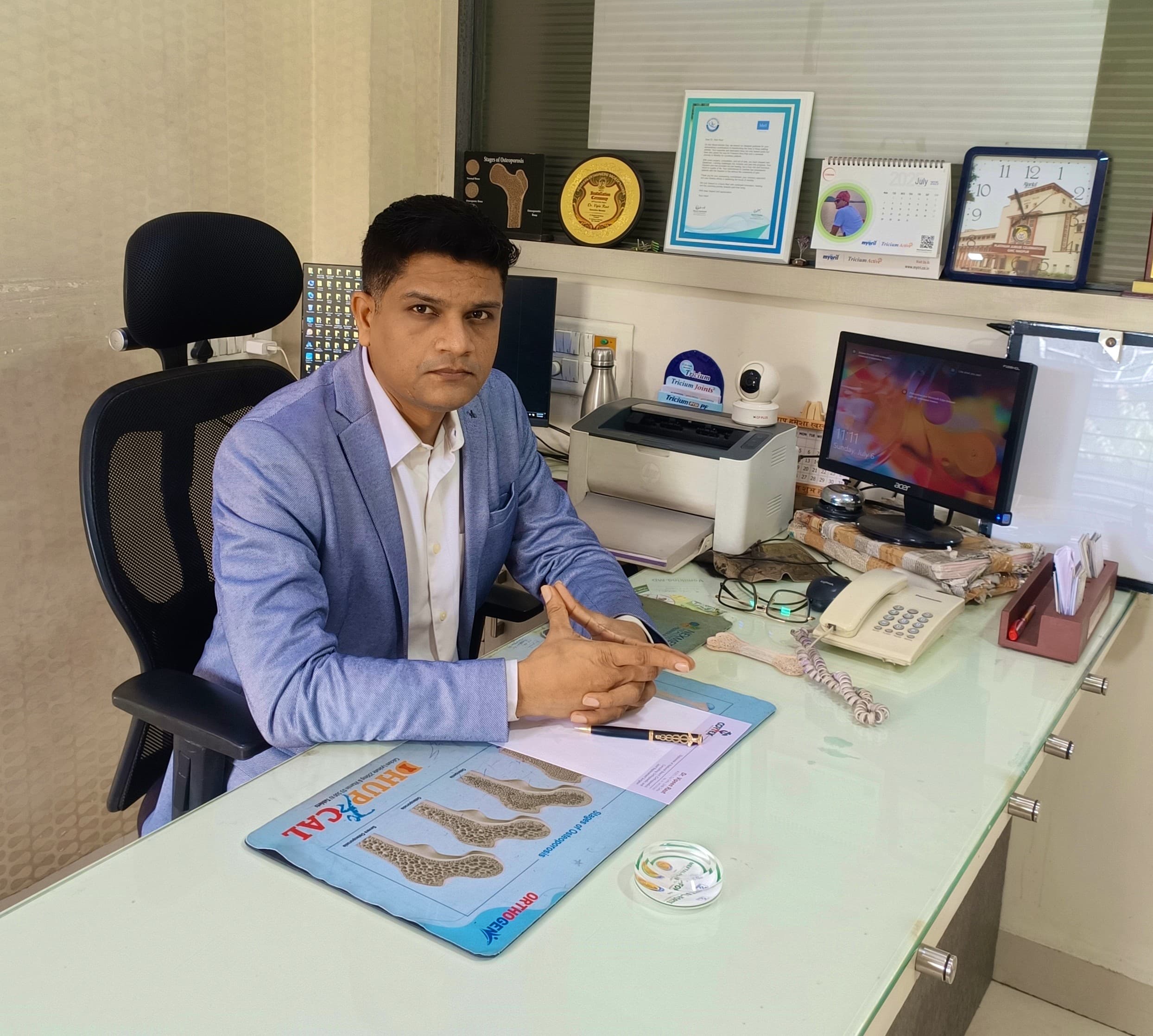 Dr. vipeen Raut